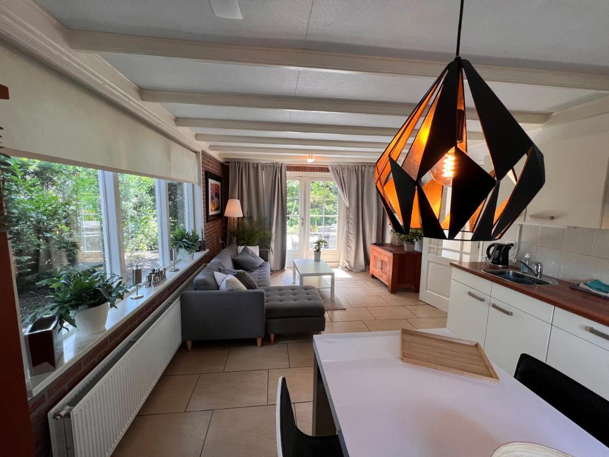 Free Standing Vacation House Garden, Private Jacuzzi, Veluwe Woods Lägenhet Voorthuizen Exteriör bild